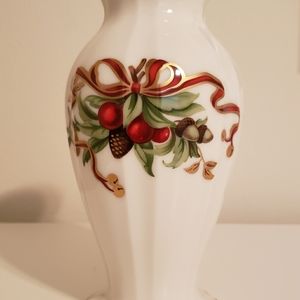 Tiffany &Co white  ceramic vase